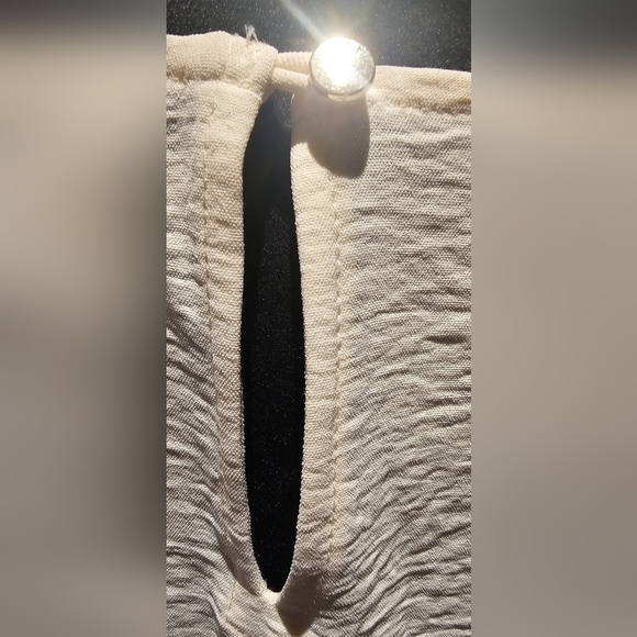 DKNY Women's Rouched 3/4-Sleeve Hammered Satin feel Top Small - Picture 3 of 6